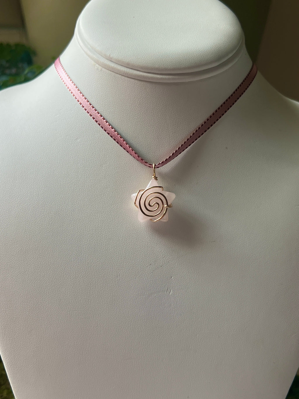 Rose Quartz Swirly Star Ribbon Necklace