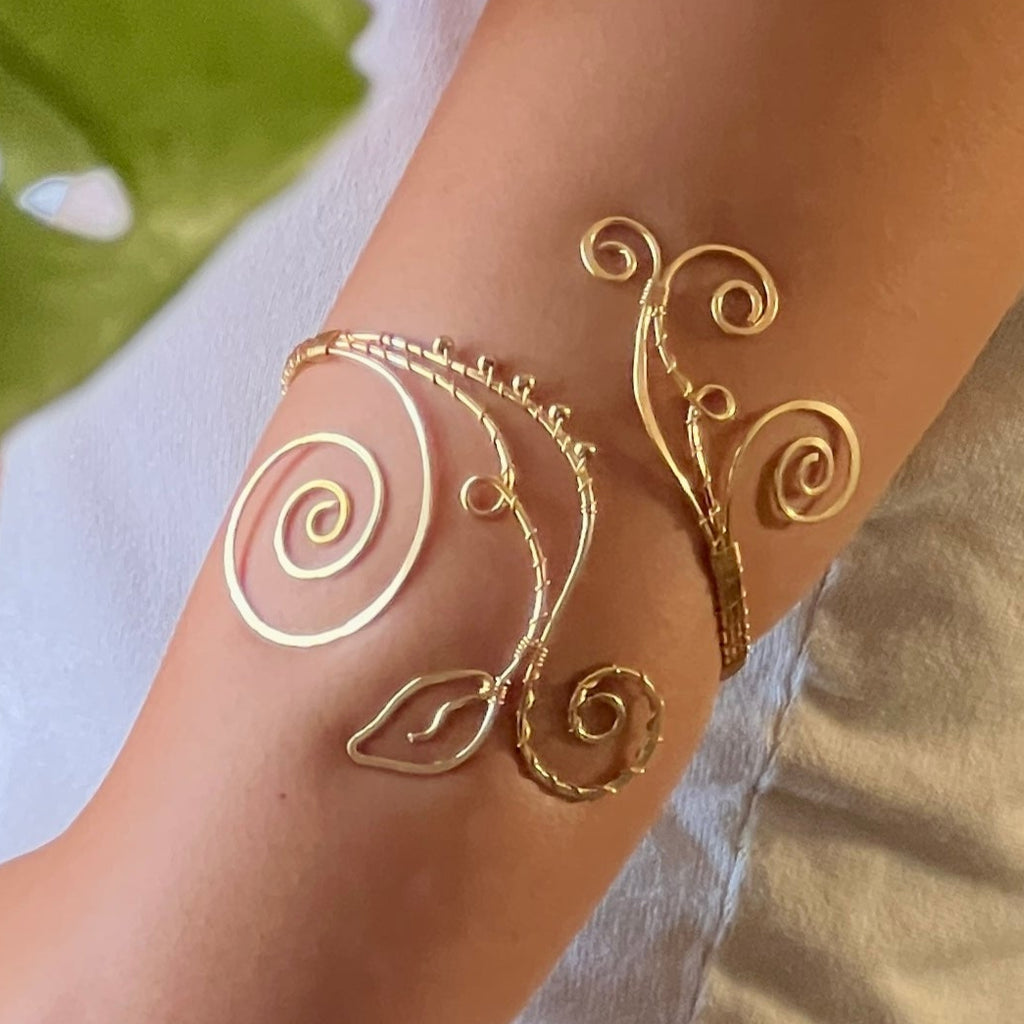 (PREMADE) Summer Arm Cuff <3