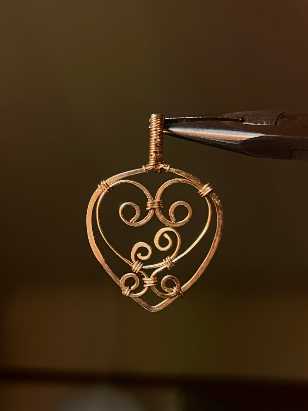 Framed Heart Wire Pendant