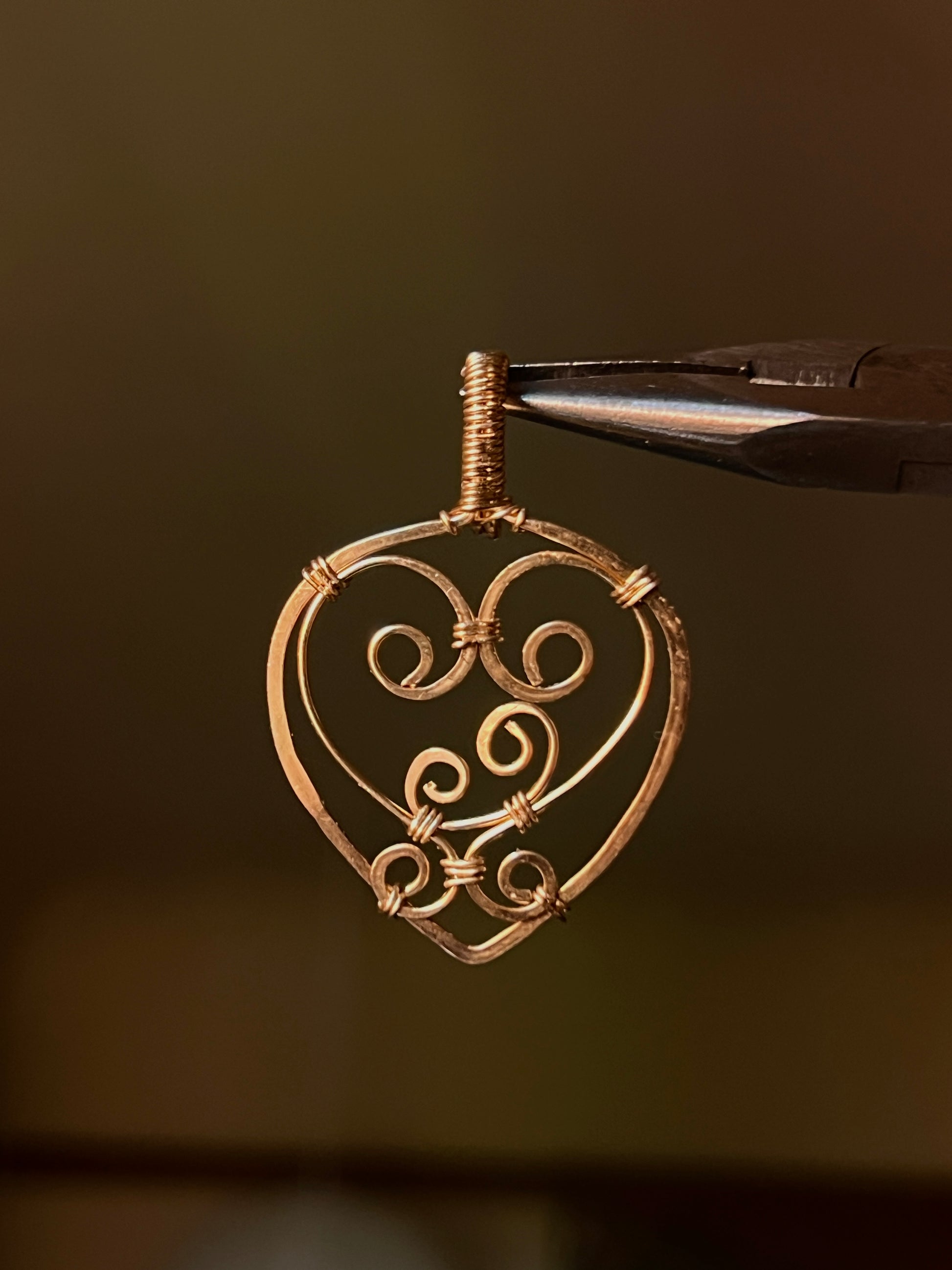 Framed Heart Wire Pendant