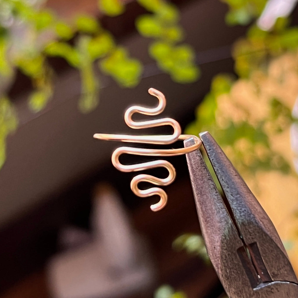 Simple Snake Wire Ring <3