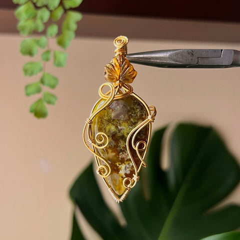 Peruvian Green Opal Leaf Pendant