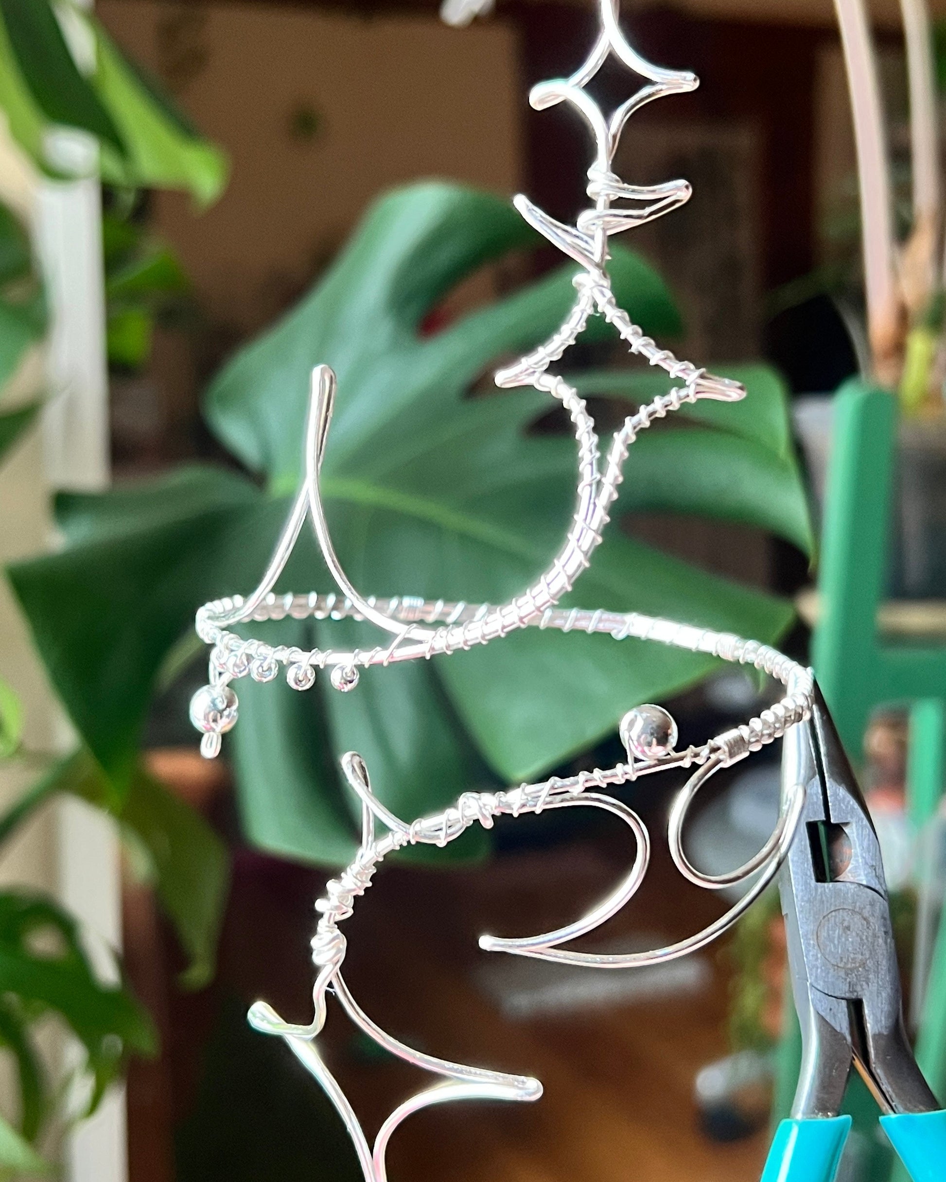 Space Arm Cuff <3