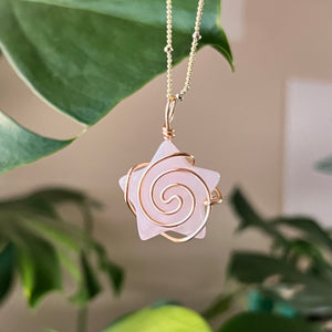 Rose Quartz Swirly Star Necklace (in gold)