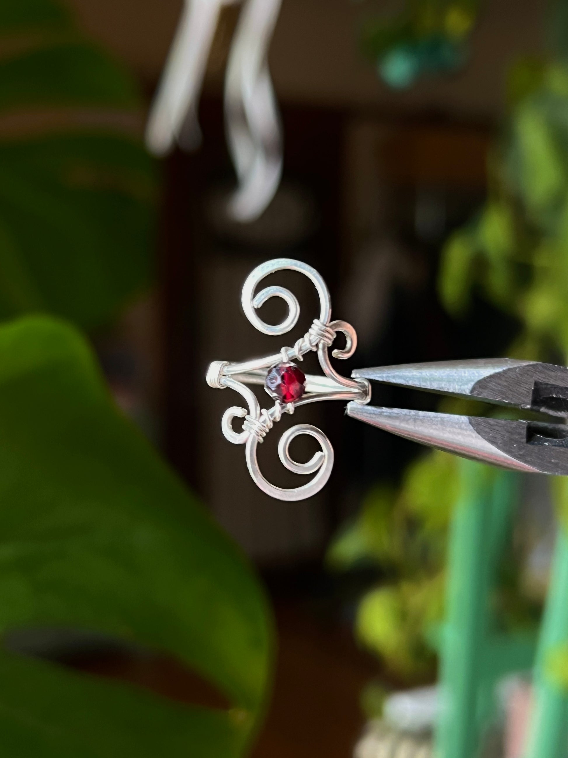 Wire Whirl Ring