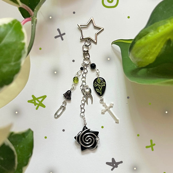 Obsidian Swirly Star Keychain (Silver)