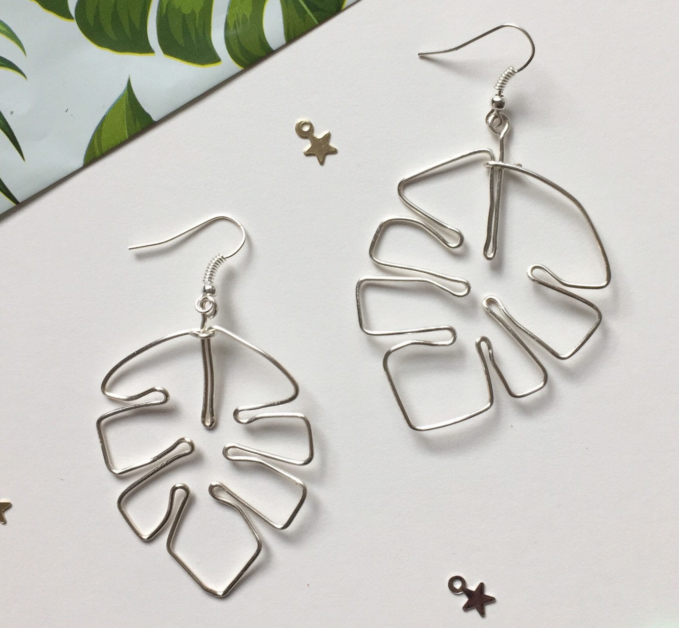 Monstera Leaf Wire Earrings <3