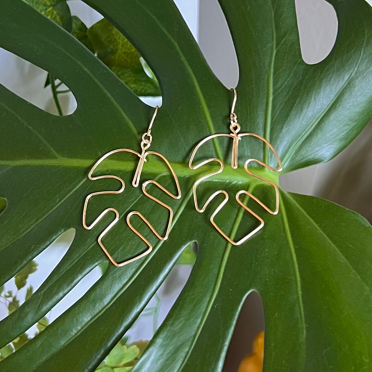 Tetra Leaf Wire Earrings <3
